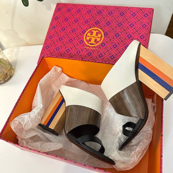 TORY BURCH
Mika Colorblock Leather Mule Sandals - Picture 7 of 8